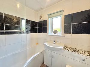 Photo 13- click for photo gallery